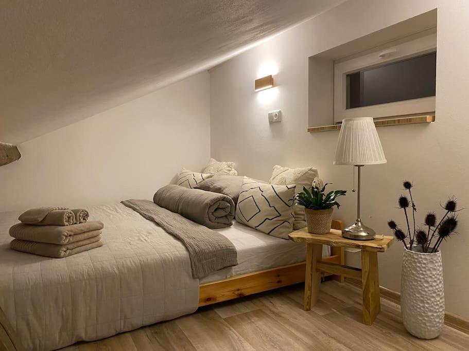 شقة Garden House رودنيتسي ناد لابيم المظهر الخارجي الصورة